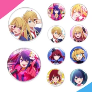 Oshi no Ko kitűzők – animés ajándék