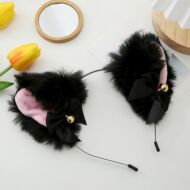 Fekete cica fülek