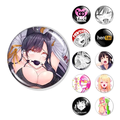Hentai kitűzők