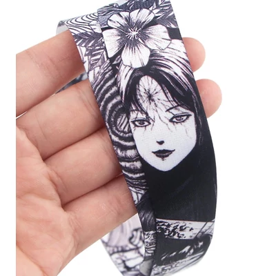 Junji Ito nyakba akasztható kártya tartó 