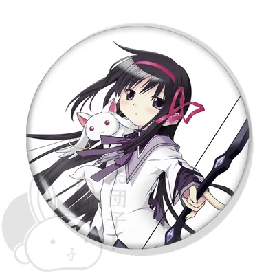Homura kitűző 2