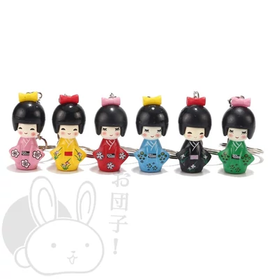 Kokeshi Gésa baba kulcstartók